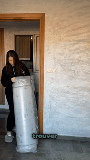 GIF 2